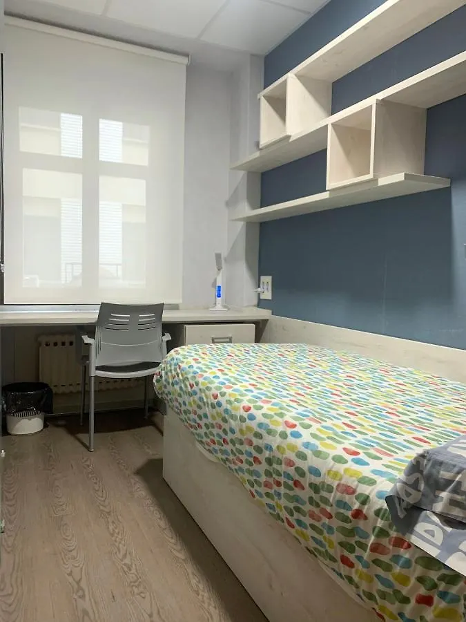 Albergue Residencia Larraona Pamplona Hostal